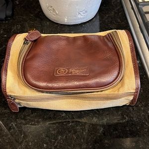 Penguin Dopp/travel kit.